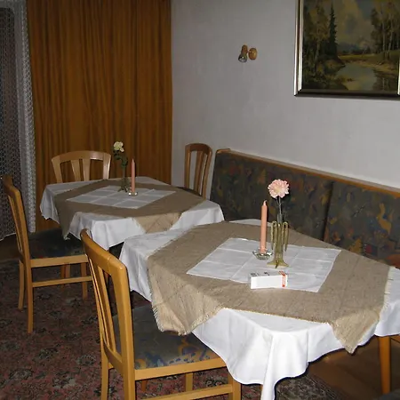Haus Anna Jennewein דירה *