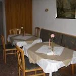Haus Anna Jennewein Daire *