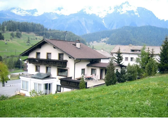 Haus Anna Jennewein ناودرس